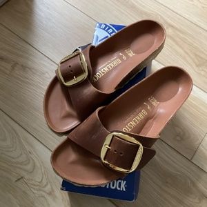 NIB - Madrid Big Buckle Birkenstock - Cognac Sz 38